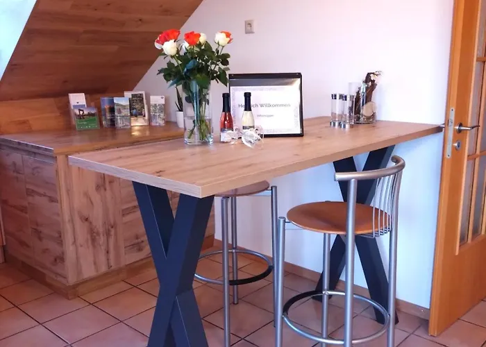 Ferienwohnung Veldenz 아파트 Veldenz